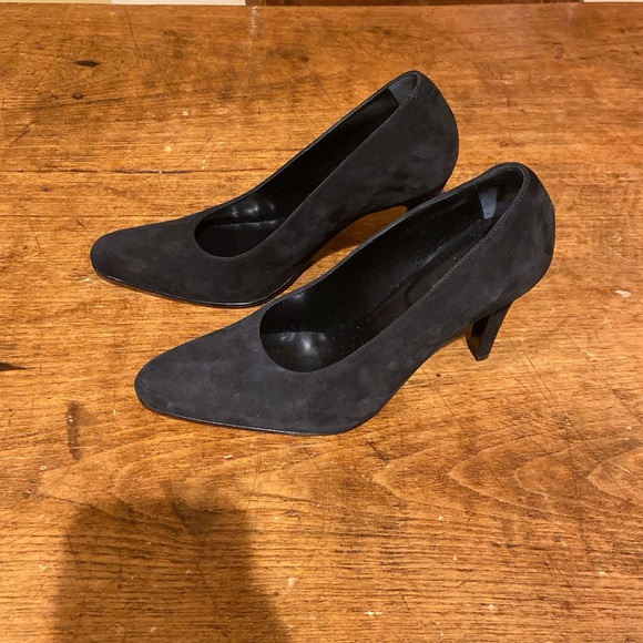 Pauw from Amsterdam black suede pumps. 38-1/2. Brand new. - Picture 2 of 6